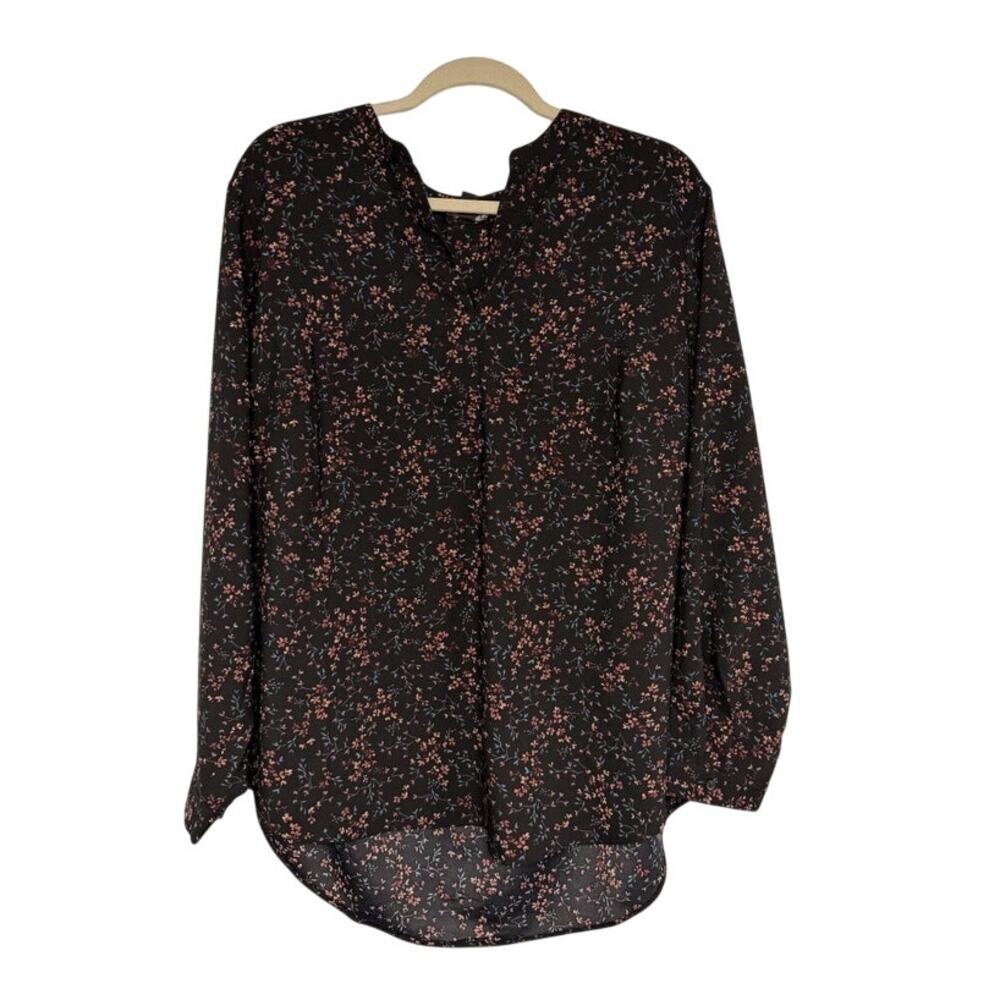 Hillary Radley women’s XXL black floral V neck Romantic Dainty Floral Boho top.